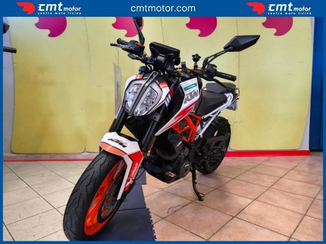 KTM 390 Duke usata 2