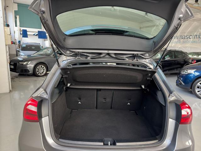 MERCEDES-BENZ A 180 usata, con Interni in pelle