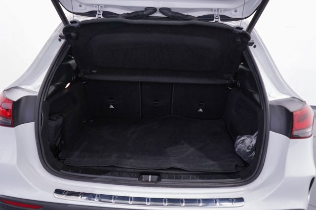 MERCEDES-BENZ GLA 200 usata 40