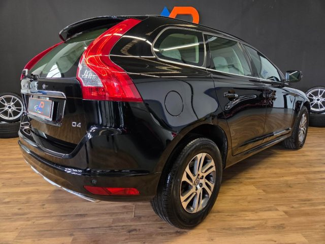 VOLVO XC60 usata, con Autoradio