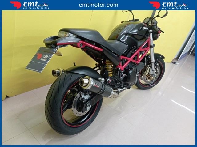 DUCATI Monster 695 usata 10
