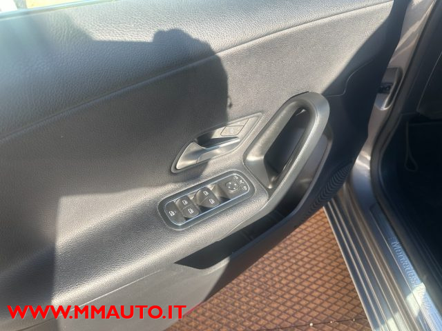 MERCEDES-BENZ A 180 usata, con Controllo automatico clima