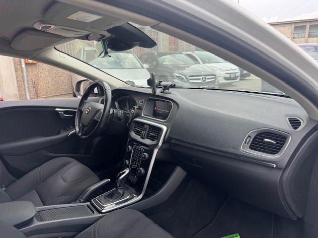 VOLVO V40 usata, con Controllo automatico clima