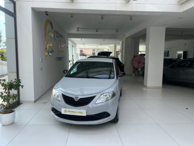 LANCIA Ypsilon usata, con Airbag