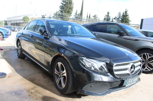 MERCEDES-BENZ E 200 usata, con Airbag Passeggero