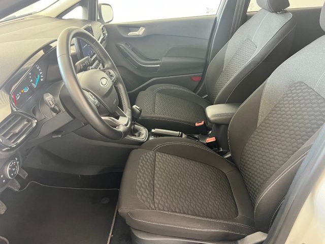 FORD Fiesta usata, con Autoradio