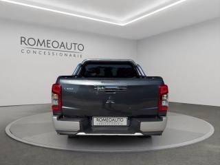 MITSUBISHI L200 usata, con Autoradio