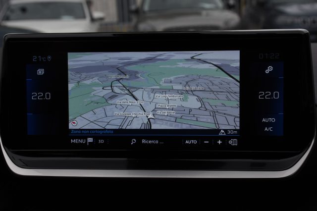 PEUGEOT 2008 usata, con Controllo automatico clima