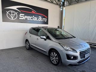 PEUGEOT 3008 usata, con Airbag
