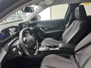 PEUGEOT 2008 usata, con Sensore di luce