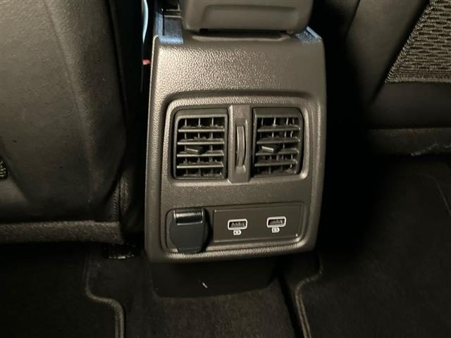 RENAULT Captur usata 23