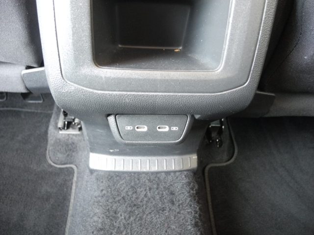 VOLKSWAGEN T-Cross usata 59