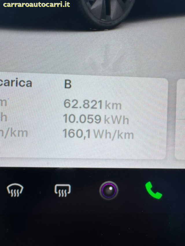 TESLA Model Y usata, con Fari LED