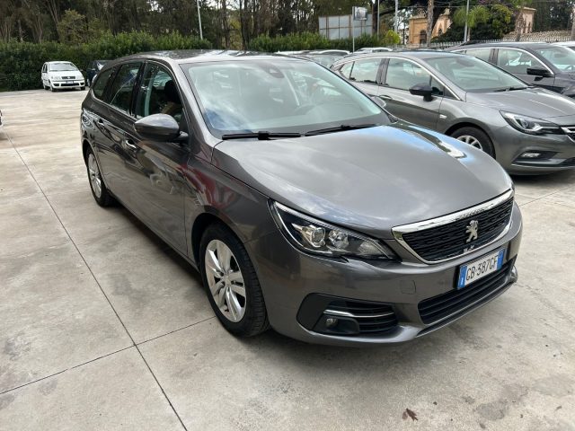 PEUGEOT 308 usata, con Airbag Passeggero