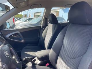 TOYOTA RAV 4 usata 11