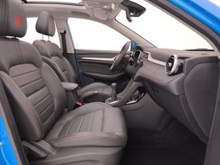 MG ZS usata, con Hill holder