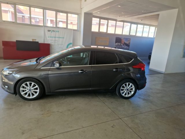 FORD Focus usata, con Airbag laterali
