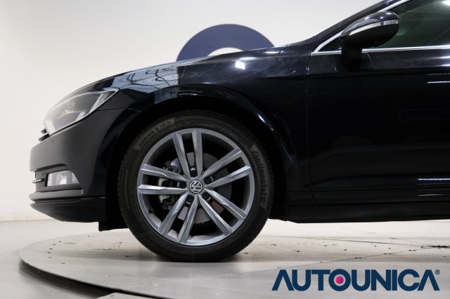 VOLKSWAGEN Passat Variant usata, con USB