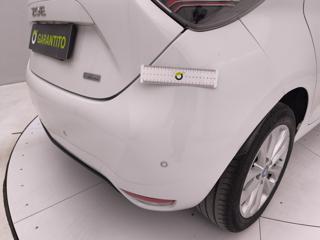 RENAULT ZOE usata, con Luci diurne