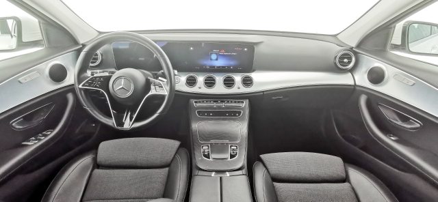 MERCEDES-BENZ E 300 usata, con Climatizzatore