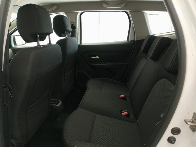 DACIA Duster usata 15