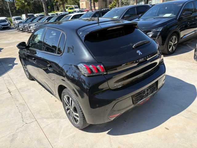 PEUGEOT 208 usata, con Autoradio