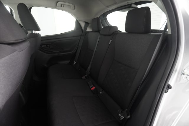 TOYOTA Yaris usata 3