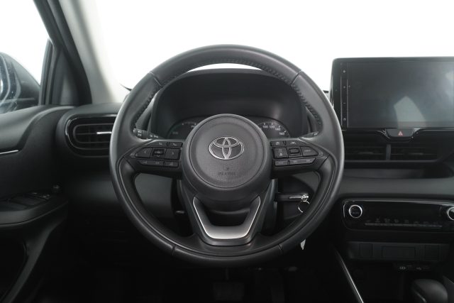 TOYOTA Yaris usata 5