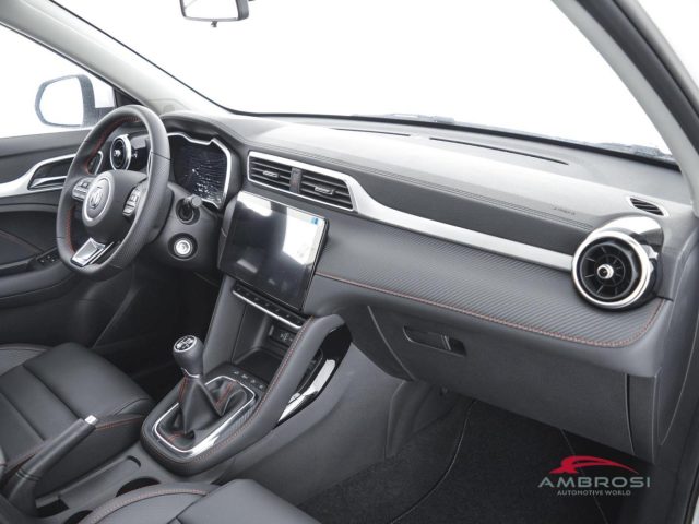 MG ZS usata 11