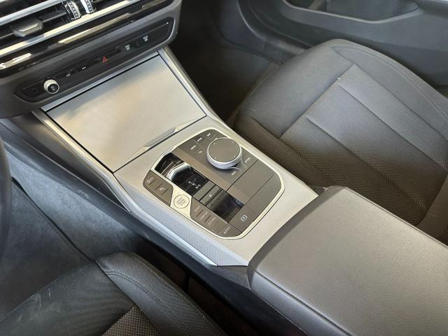 BMW 318 usata, con Park Distance Control