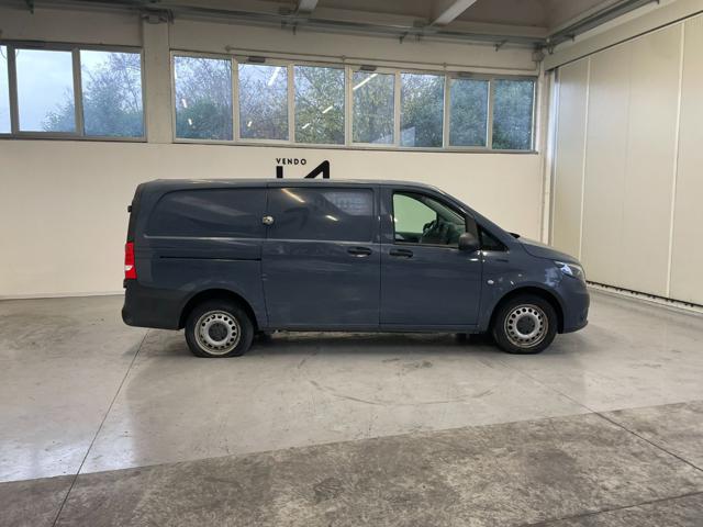 MERCEDES-BENZ eVito usata, con Fendinebbia