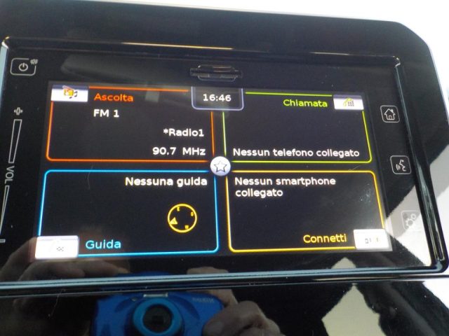 SUZUKI Ignis usata, con Frenata d