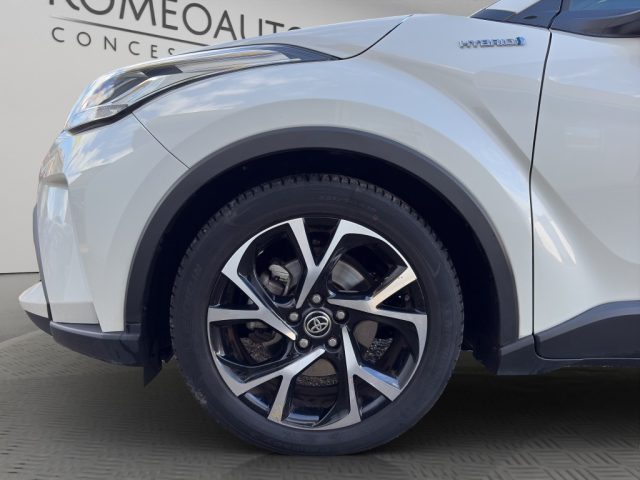 TOYOTA C-HR usata, con Frenata d