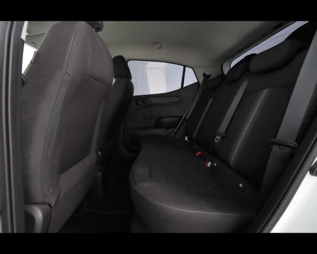 HYUNDAI i10 usata, con Controllo trazione