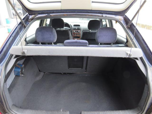 OPEL Astra usata, con Servosterzo