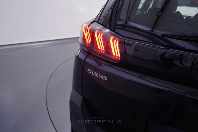 PEUGEOT 5008 usata 33