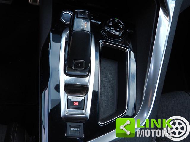 PEUGEOT 3008 usata 21