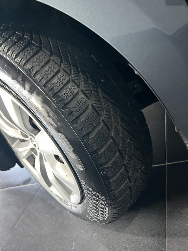 RENAULT Clio usata, con Climatizzatore