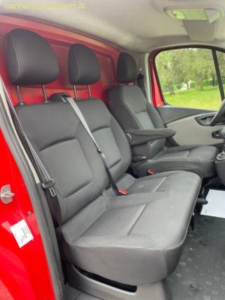 NISSAN NV300 usata, con Cronologia tagliandi
