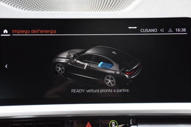 BMW 320 usata, con Fari LED