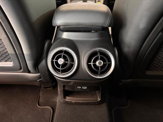 ALFA ROMEO Stelvio usata, con Sedili sportivi