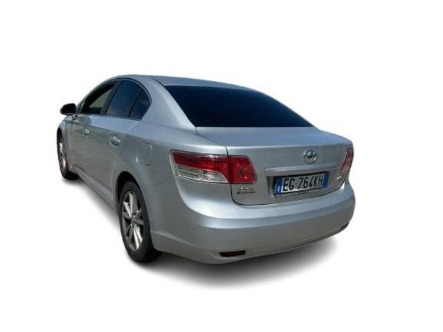 TOYOTA Avensis usata, con Airbag laterali