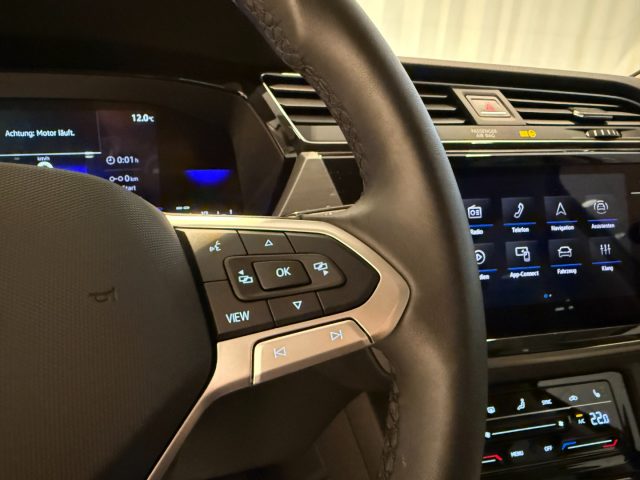 VOLKSWAGEN Touran usata, con Controllo automatico clima