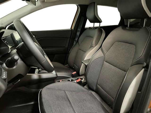 RENAULT Captur usata 9