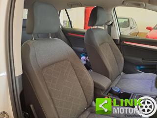 VOLKSWAGEN Golf usata, con Fari LED