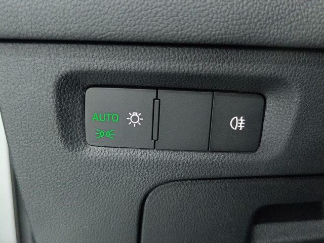 SKODA Octavia usata, con Sensori di parcheggio posteriori