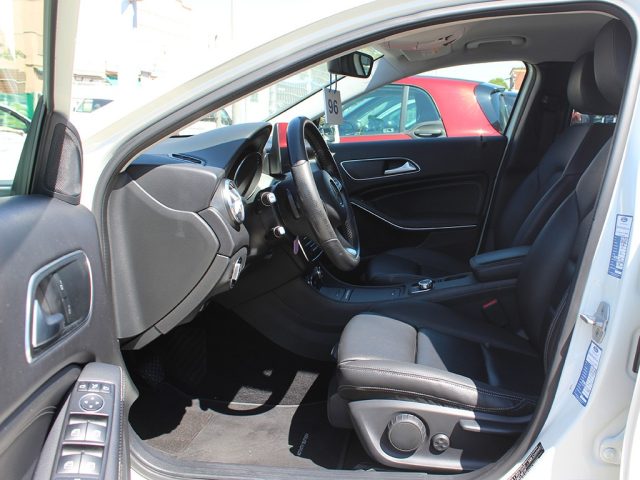 MERCEDES-BENZ GLA 200 usata, con Controllo trazione