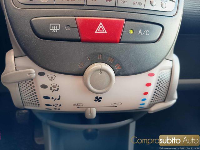 TOYOTA Aygo usata, con Bluetooth