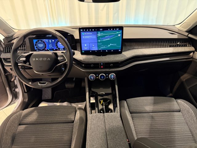 SKODA Superb usata, con Autoradio