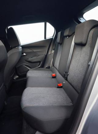 PEUGEOT 2008 usata, con Cruise Control